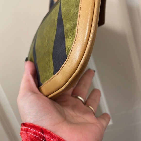 Gucci shoulder bag - Picture 8 of 12